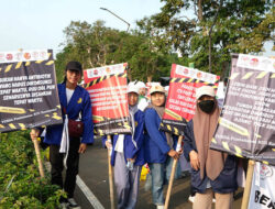 Koalisi Masyarakat Sipil : Dominasi Isu Terkait Organisasi Profesi Kaburkan Ancaman Terabaikannya Pemenuhan Hak Atas Kesehatan 7 Koalisi Masyarakat Sipil : Dominasi Isu Terkait Organisasi Profesi Kaburkan Ancaman Terabaikannya Pemenuhan Hak Atas Kesehatan