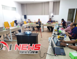 PP IAI Gelar Surveillance II Audit ISO 27001:2013 Sistem Informasi Apoteker 7 PP IAI Gelar Surveillance II Audit ISO 27001:2013 Sistem Informasi Apoteker