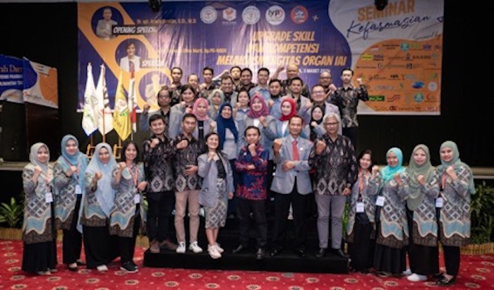 Panitia Seminar Kefarmasian PD IAI Kaltim