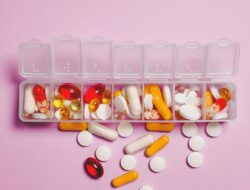 BPOM Terbitkan Aturan Baru Pengawasan Obat dan Makanan Online 4 BPOM Terbitkan Aturan Baru Pengawasan Obat dan Makanan Online
