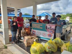 PD IAI dan ATB Kaltim Serahkan Bantuan Ke Sejawat Apoteker dan Masyarakat Mahulu yang Terdampak Banjir Bandang