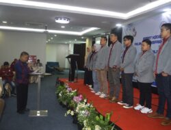 Hisfarma dan ATB PD IAI Jambi Hasil Musda Resmi Dilantik, DIharap Mampu Menjawab Kebutuhan Masyarakat 16 Hisfarma dan ATB PD IAI Jambi Hasil Musda Resmi Dilantik, DIharap Mampu Menjawab Kebutuhan Masyarakat