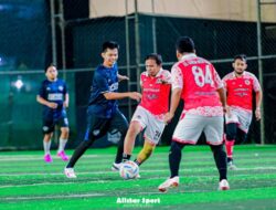 Pharmacist FC Kaltim Gelar Laga Persahabatan dengan BBPOM Samarinda FC