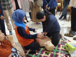 Peningkatan Kapasitas Bagi Apoteker Banten Melalui Workshop Bantuan Hidup Dasar 9 Peningkatan Kapasitas Bagi Apoteker Banten Melalui Workshop Bantuan Hidup Dasar