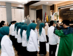 Universitas Borneo Lestari Lahirkan Apoteker Baru, 93% Lulusan Raih Predikat Cum Laude 15 Universitas Borneo Lestari Lahirkan Apoteker Baru, 93% Lulusan Raih Predikat Cum Laude