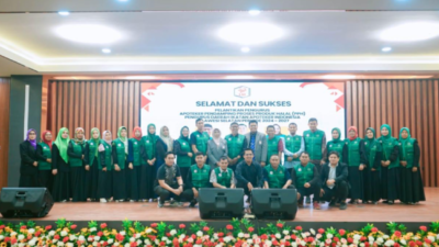Perhimpunan Apoteker Pendamping Produk Halal (PPH) Resmi Dilantik: Siap Membantu Bidang Halal, Kredensial, dan Jaminan Kesehatan PD IAI SULSEL