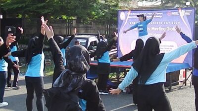 Meriahkan World Pharmacist Day 2024, PC IAI Wonogiri Gelar Senam Bersama dan Sosialisasi DAGUSIBU