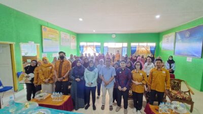 APOTEKER BERTAMU DI BUNGKUTOKO UNTUK BERANTAS TBC