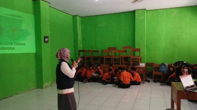 Pengabdian kepada Masyarakat: PC IAI Kota Tegal dan Poltek Harber Tingkatkan Kompetensi Siswa serta Edukasi P4GN di Kota Tegal