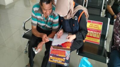 Apoteker Bertamu PC IAI Sleman, Wujud Kepedulian IAI Pada Program Eliminasi TB di Indonesia