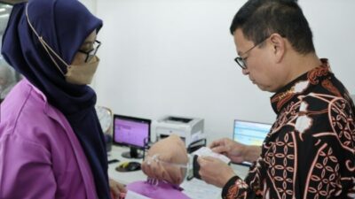 Kepala BPOM Taruna Ikrar saat melakukan sidak ke RSHS Bandung foto dok BPOM