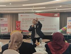 Dr apt Yusransyah M.Sc menyampaikan hasil FGD DKT Indonesia Trainer