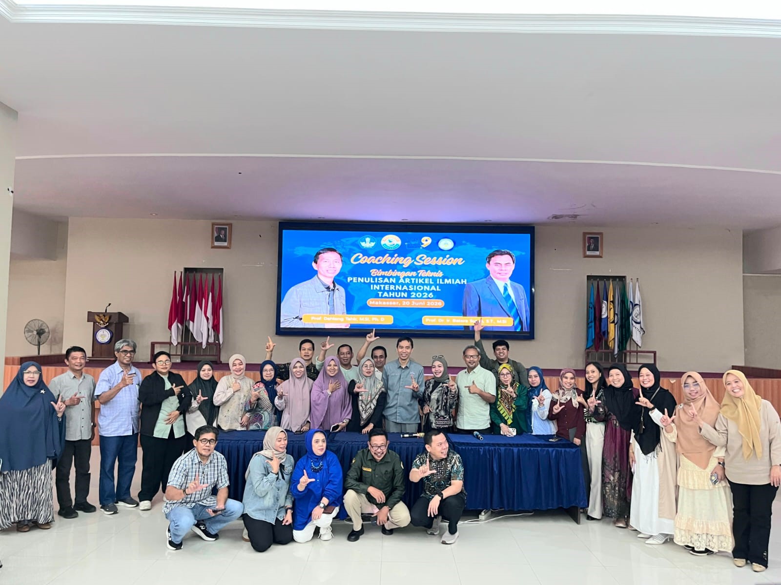 Pacu Publikasi Kelas Dunia, LLDIKTI IX Gembleng 59 Dosen, Termasuk Apoteker