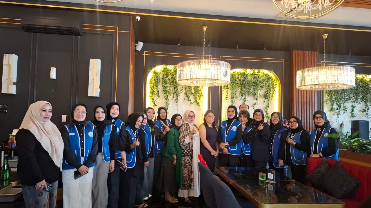 Prioritaskan Sektor Kesehatan, di Bawah Kepemimpinan Apoteker, IWAPI DPD Sulsel Hadirkan Spesialis Malaysia untuk Fasilitasi Terapi Kanker Lanjutan